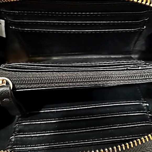 Elizabeth and James Aztec Print  Wristlet - Picture 5 of 7